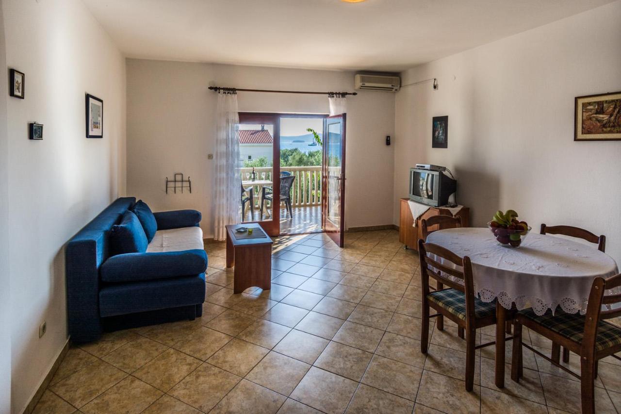 Apartments Adria Биоград-на-Мору Экстерьер фото